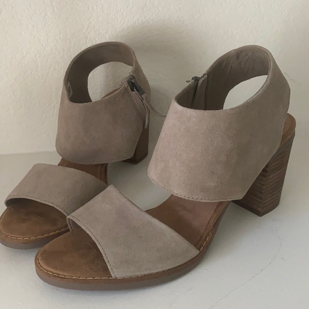 Toms Tan Heeled Majorca Sandals with Chunky Block Heel